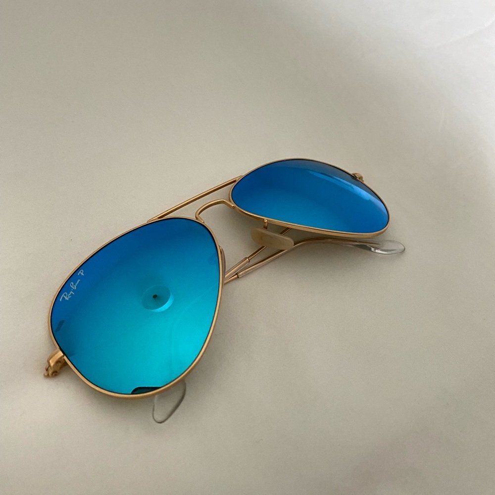 Rayban 58 mm polarized aviators in blue flash